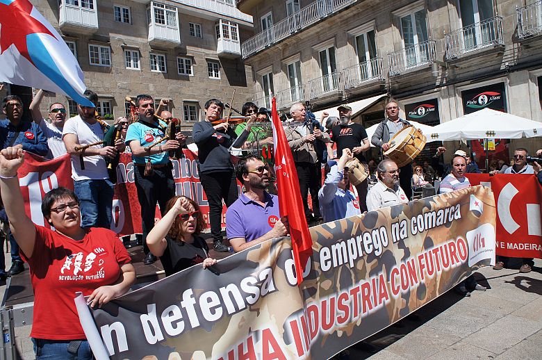 2016 05 01 ManifaPrimeiroMaioVigo54.JPG